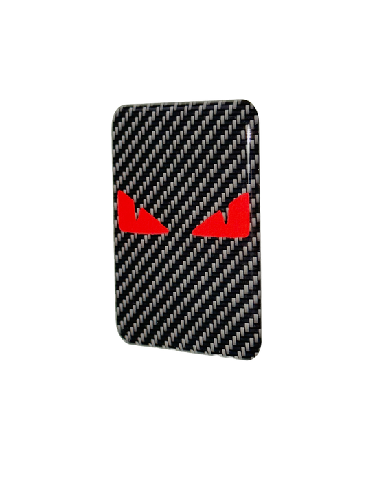 Vespa Carbon Look/Rode Boze Ogen Sticker – Carbon Look 3D Doming Logo | Scooter Accessoire
